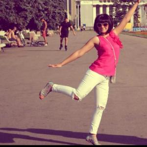 Девушки в Новокузнецке: Лилия, 35 - ищет парня из Новокузнецка