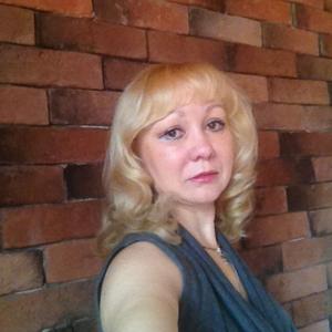 Ирина, 58 лет, Саратов