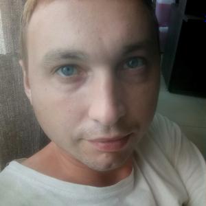 Парни в Новочебоксарске: Денис, 33 - ищет девушку из Новочебоксарска