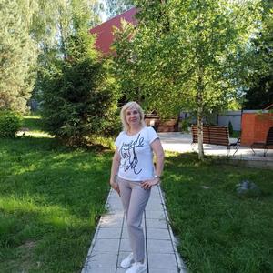 Девушки в Бобруйске: Ирина, 42 - ищет парня из Бобруйска
