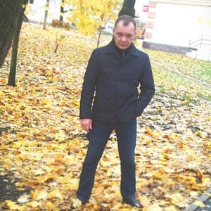 Парни в Гатчине: Александр Павлов, 58 - ищет девушку из Гатчины