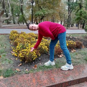 Девушки в Новороссийске: Елена, 46 - ищет парня из Новороссийска