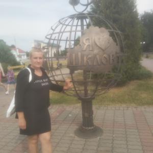 Девушки в Витебске (Беларусь): Алена, 39 - ищет парня из Витебска (Беларусь)