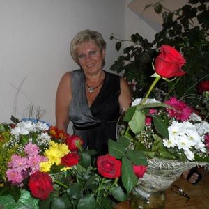 Ирина, 66 лет, Волгоград