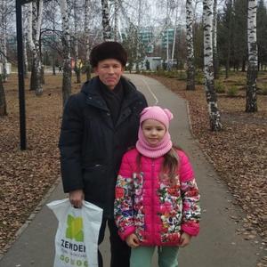 Парни в Набережные Челны: Олег, 60 - ищет девушку из Набережные Челны