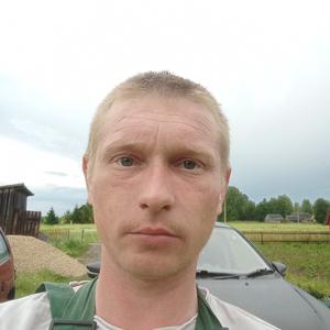 Парни в Вытегре: Сергей, 32 - ищет девушку из Вытегры