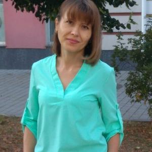Девушки в Сумы (Украина): Марина, 44 - ищет парня из Сумы (Украина)