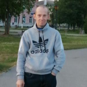 Саша, 48 лет, Псков