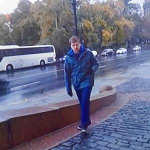 Парни в Ессентуках: Юрий, 42 - ищет девушку из Ессентуков