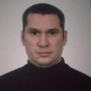 Игорь, 37 лет, Мирный