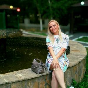 Девушки в Вологде: Светлана, 42 - ищет парня из Вологды