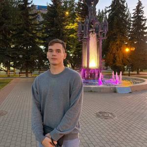 Парни в Серпухове: Александр, 23 - ищет девушку из Серпухова