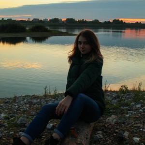 Девушки в Томске: Дарья, 25 - ищет парня из Томска