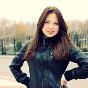 Девушки в Новосибирске: Анна, 23 - ищет парня из Новосибирска