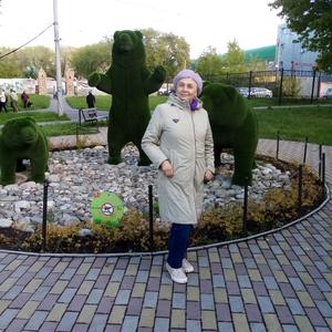 Парни в Челябинске: Валентина, 68 - ищет девушку из Челябинска