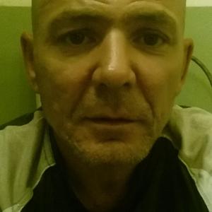 Игорь, 46 лет, Омск