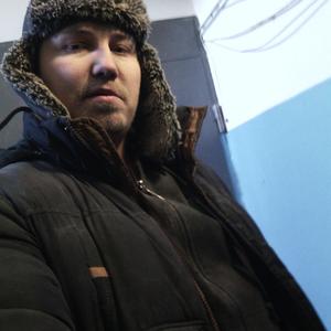 Парни в Нижневартовске: Максим, 37 - ищет девушку из Нижневартовска
