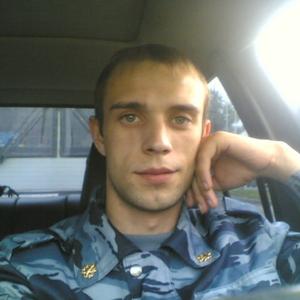 Денис, 38 лет, Псков