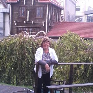 Девушки в Таганроге: Галина, 62 - ищет парня из Таганрога