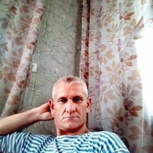 Парни в Омске: Вадим, 48 - ищет девушку из Омска