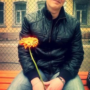 Парни в Твери: Кирилл, 42 - ищет девушку из Твери