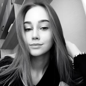 Annely, 22 года, Санкт-Петербург