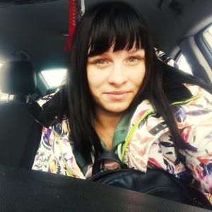 Девушки в Челябинске: Елена, 31 - ищет парня из Челябинска