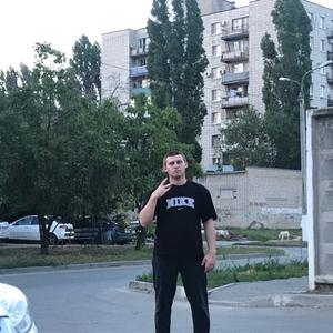 Парни в Волгограде: Сергей, 19 - ищет девушку из Волгограда