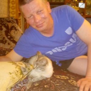 Парни в Череповце: Михаил Климаков, 43 - ищет девушку из Череповца