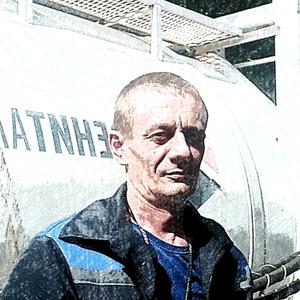 Парни в Бийске: Игорь, 42 - ищет девушку из Бийска