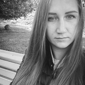 Девушки в Петрозаводске: Алена, 30 - ищет парня из Петрозаводска