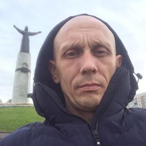 Парни в Чебоксарах (Чувашия): Леонид Петров, 46 - ищет девушку из Чебоксар (Чувашия)