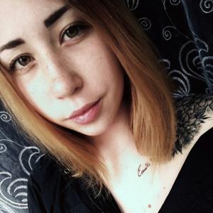 Девушки в Владивостоке: Lina, 23 - ищет парня из Владивостока