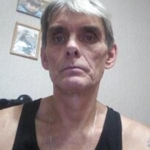 Парни в Саратове: Андрей, 56 - ищет девушку из Саратова