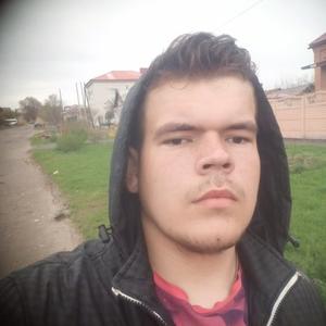 Парни в Волгограде: Даниил, 22 - ищет девушку из Волгограда