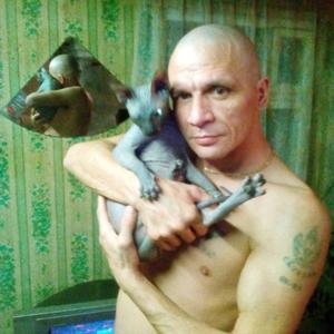 Парни в Ижевске: Анатолий, 47 - ищет девушку из Ижевска
