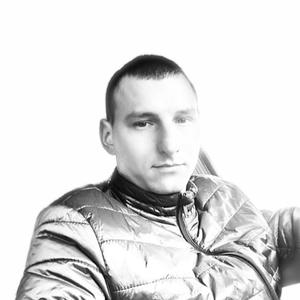 Парни в Гатчине: Дмитрий Сергеевич, 31 - ищет девушку из Гатчины