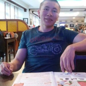 Парни в Елабуге (Татарстан): Кирилл, 34 - ищет девушку из Елабуги (Татарстан)