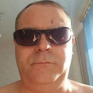 Олег, 45 лет, Боровичи