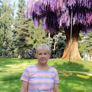 Девушки в Омске: Лилия, 56 - ищет парня из Омска
