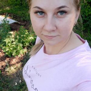 Девушки в Новокузнецке: Аня, 31 - ищет парня из Новокузнецка