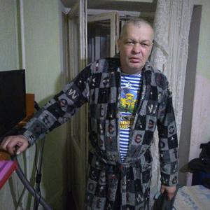 Парни в Череповце: Lexa, 52 - ищет девушку из Череповца