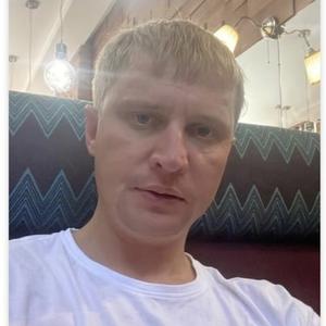 Парни в Новосибирске: Кирилл, 39 - ищет девушку из Новосибирска