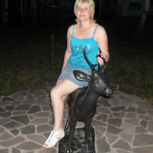 Девушки в Челябинске: Айнагуль, 48 - ищет парня из Челябинска
