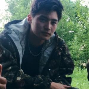 Парни в Обнинске: Василий, 22 - ищет девушку из Обнинска