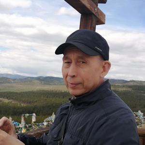 Михаил, 71 год, Санкт-Петербург