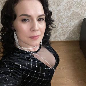 Девушки в Серпухове: Юлия, 42 - ищет парня из Серпухова