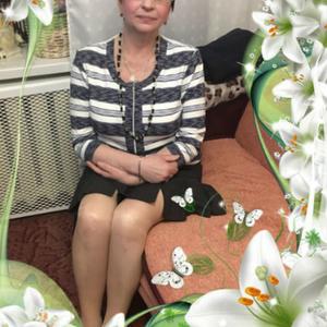Ольга, 65 лет, Волхов