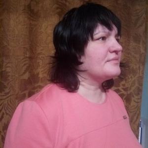 Девушки в Ижевске: Татьяна, 47 - ищет парня из Ижевска