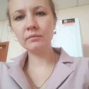 Девушки в Тольятти: Наталья Тарасова, 44 - ищет парня из Тольятти